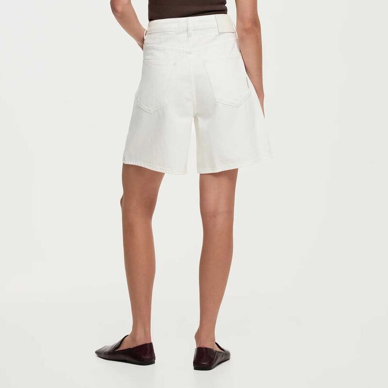 Neuw Carly Short White image number 1